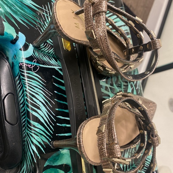 Glitter Heels - Picture 5 of 6